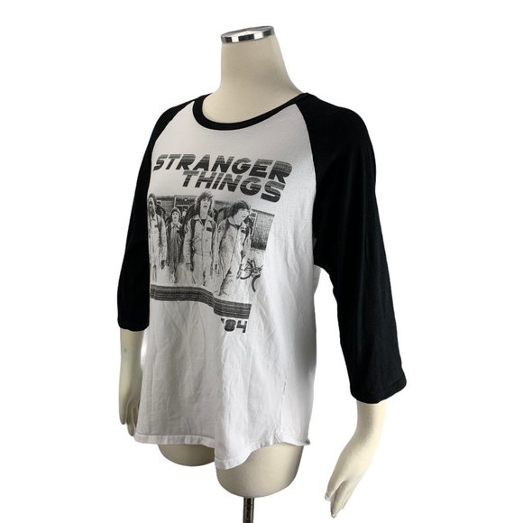 Stranger Things Large T-Shirt Baseball Tee Netflix - Picture 2 of 5